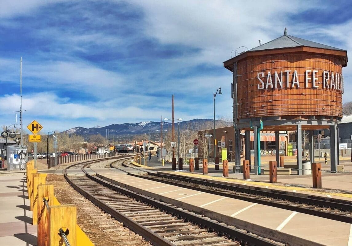 Water tank and railroad tracks in Santa Fe Railway